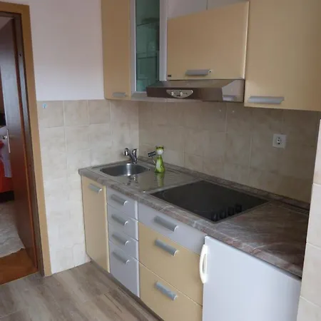 Marina Apartment *